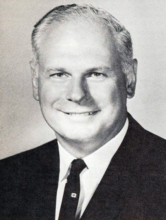 Paul Hellyer, exministro de Defensa de Canadá